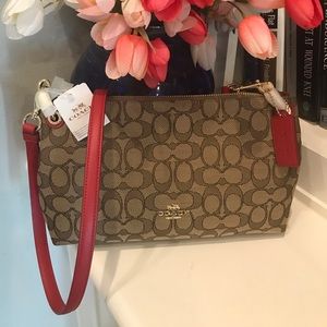 COACH Charley Crossbody Bag(Red)
